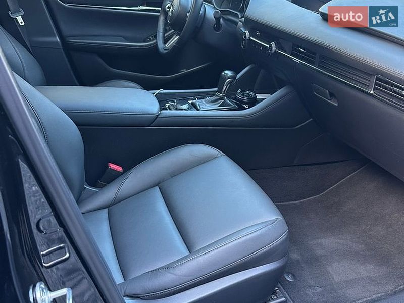 Седан Mazda 3 2021 в Києві