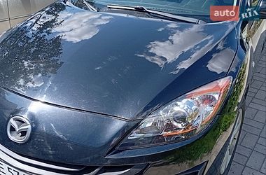 Седан Mazda 3 2010 в Павлограде