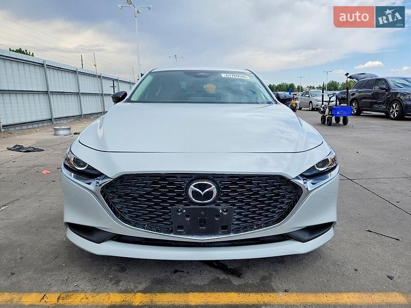 Седан Mazda 3 2024 в Дніпрі