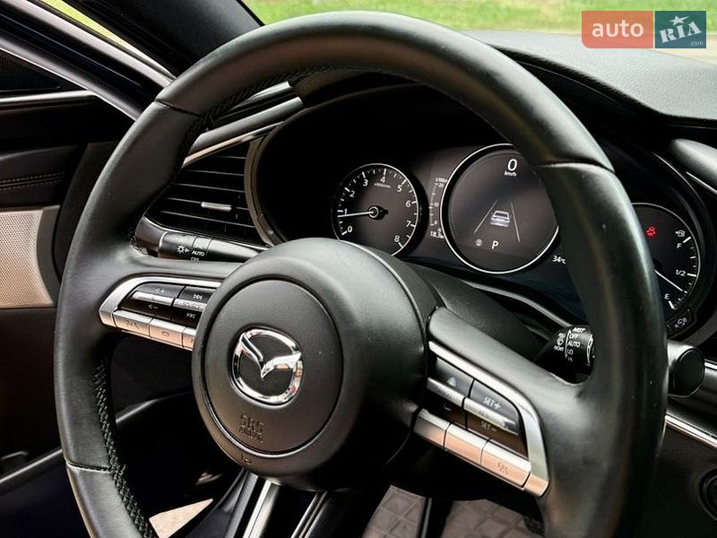 Седан Mazda 3 2019 в Полтаве