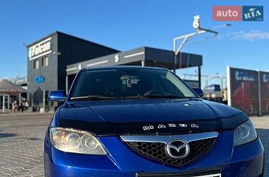 Седан Mazda 3 2007 в Вознесенске