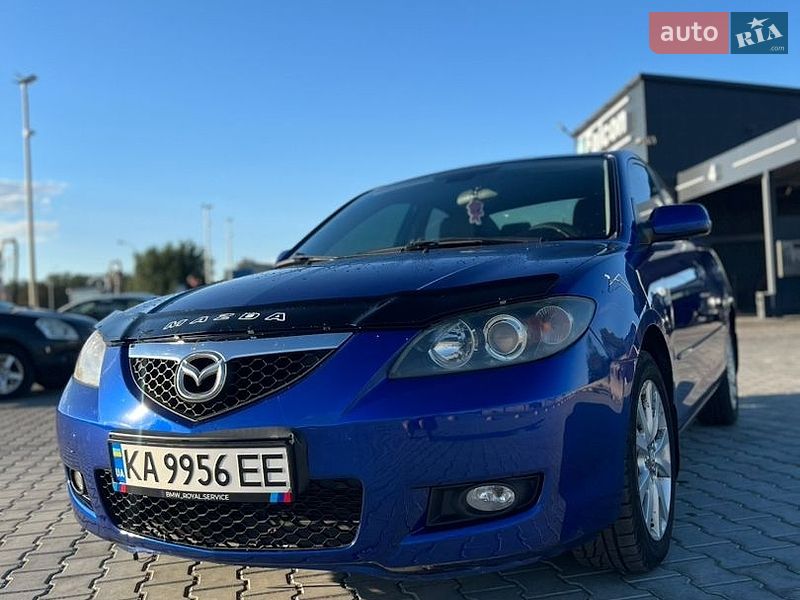 Седан Mazda 3 2007 в Вознесенске