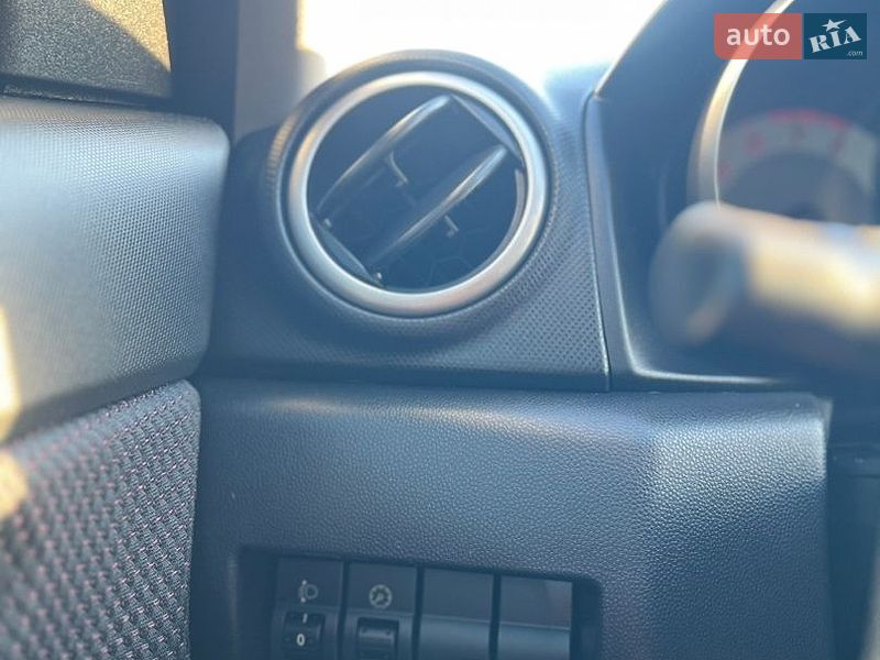 Седан Mazda 3 2007 в Вознесенске