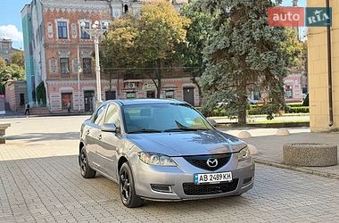 Седан Mazda 3 2004 в Запоріжжі