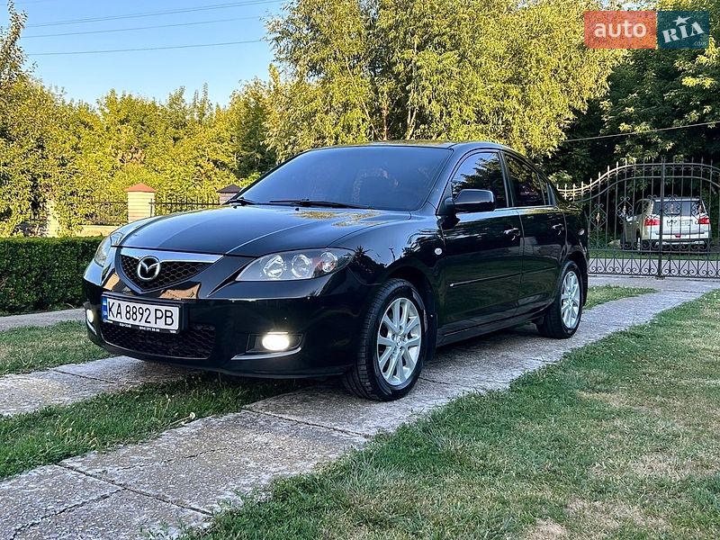 Седан Mazda 3 2008 в Киеве