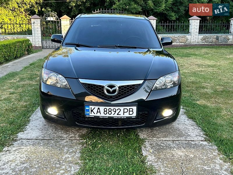 Седан Mazda 3 2008 в Киеве