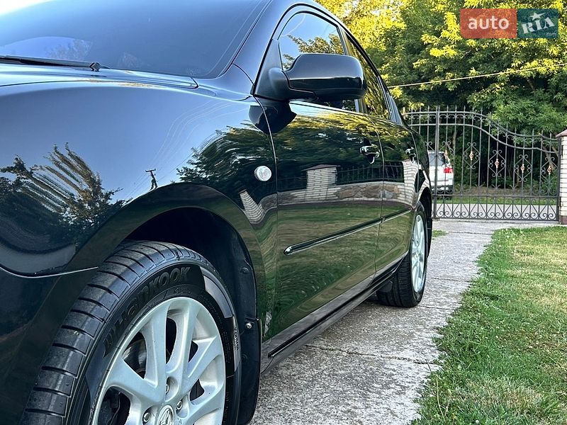 Седан Mazda 3 2008 в Киеве