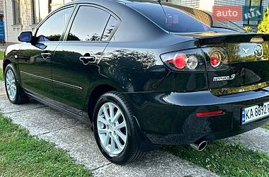 Седан Mazda 3 2008 в Киеве