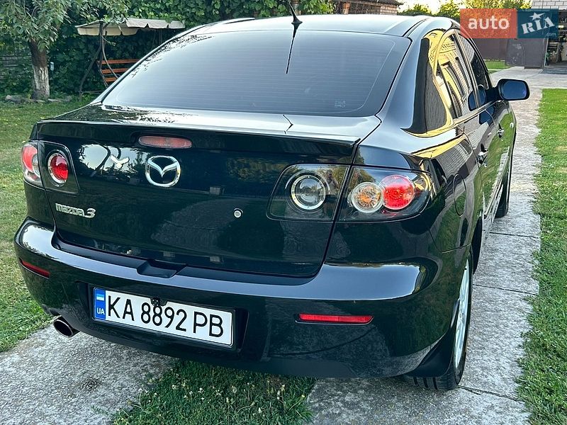 Седан Mazda 3 2008 в Киеве