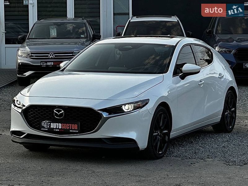 Хетчбек Mazda 3 2024 в Харкові