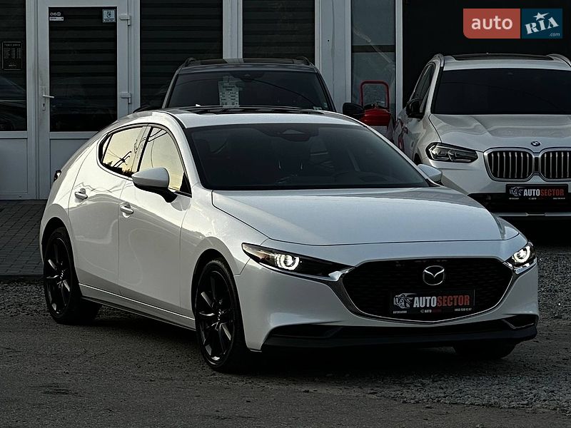 Хетчбек Mazda 3 2024 в Харкові