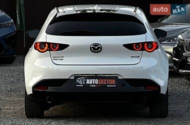 Хетчбек Mazda 3 2024 в Харкові
