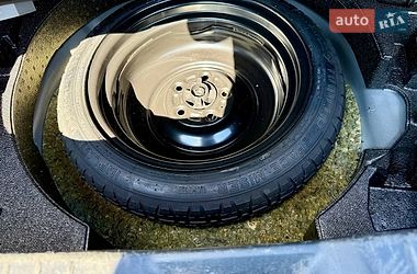 Хэтчбек Mazda 3 2023 в Киеве