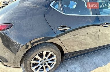 Хэтчбек Mazda 3 2023 в Киеве