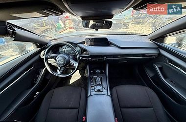 Хэтчбек Mazda 3 2023 в Киеве