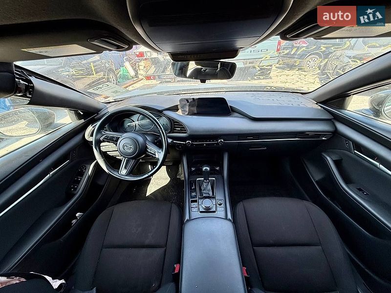Хэтчбек Mazda 3 2023 в Киеве