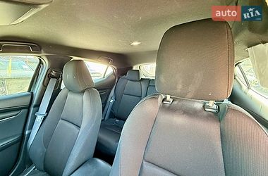 Хэтчбек Mazda 3 2023 в Киеве