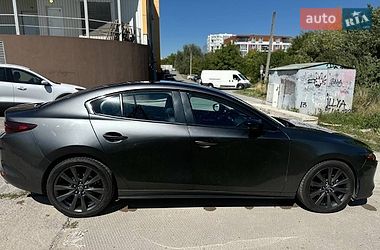 Седан Mazda 3 2018 в Львові