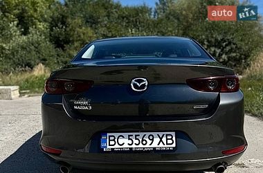 Седан Mazda 3 2018 в Львові