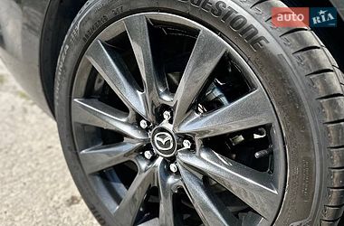 Седан Mazda 3 2018 в Львові