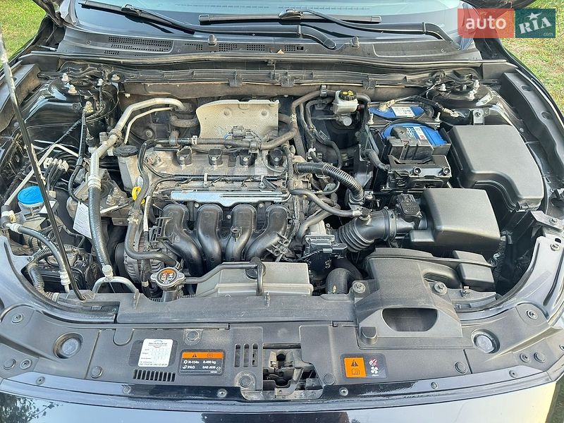Седан Mazda 3 2015 в Днепре