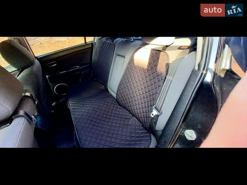 Седан Mazda 3 2008 в Ананьеве