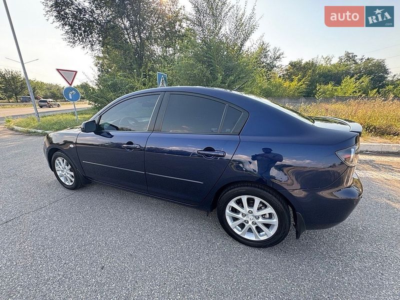 Седан Mazda 3 2009 в Запорожье