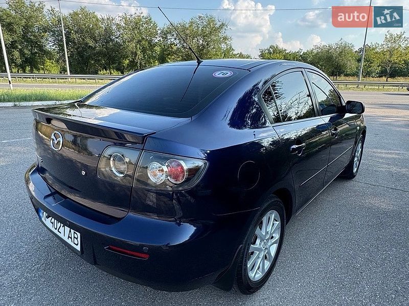 Седан Mazda 3 2009 в Запорожье