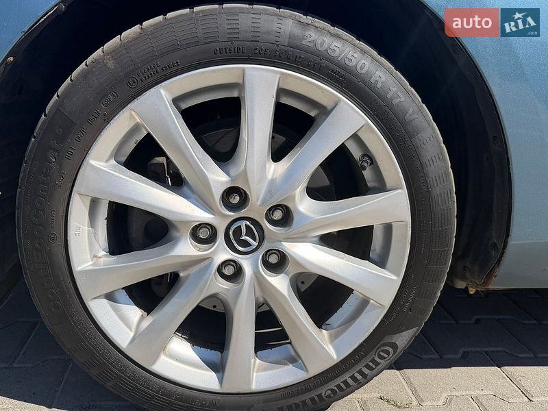 Седан Mazda 3 2010 в Києві