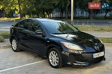 Седан Mazda 3 2013 в Рівному