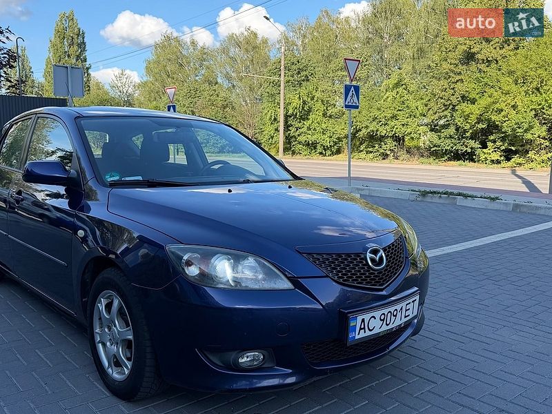 Хэтчбек Mazda 3 2003 в Луцке