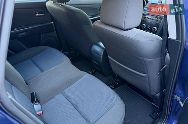 Хэтчбек Mazda 3 2003 в Луцке