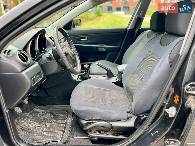Хэтчбек Mazda 3 2004 в Львове