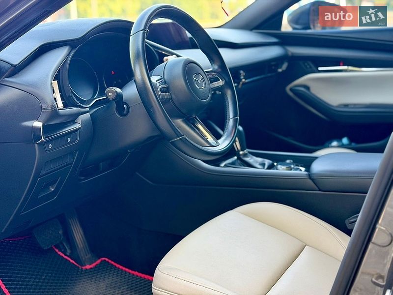 Хетчбек Mazda 3 2019 в Харкові