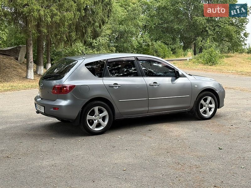 Хетчбек Mazda 3 2004 в Лисянці