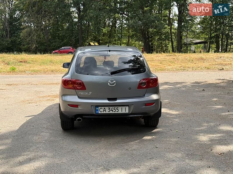 Хетчбек Mazda 3 2004 в Лисянці