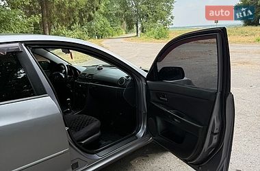 Хетчбек Mazda 3 2004 в Лисянці