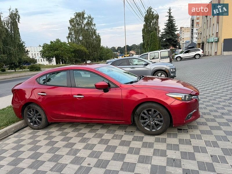 Седан Mazda 3 2015 в Хмельницком