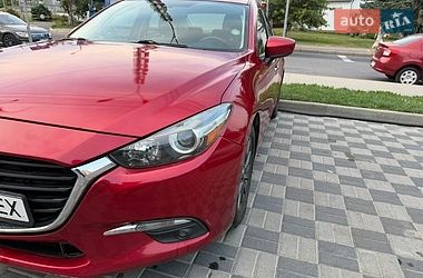 Седан Mazda 3 2015 в Хмельницком