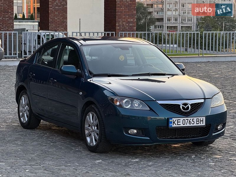 Седан Mazda 3 2007 в Дніпрі