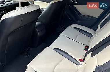 Седан Mazda 3 2014 в Вінниці