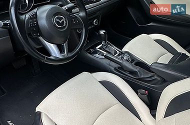 Седан Mazda 3 2014 в Вінниці
