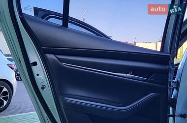 Седан Mazda 3 2020 в Черкасах
