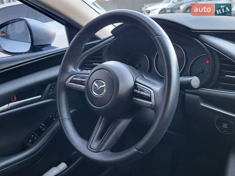 Седан Mazda 3 2020 в Черкасах