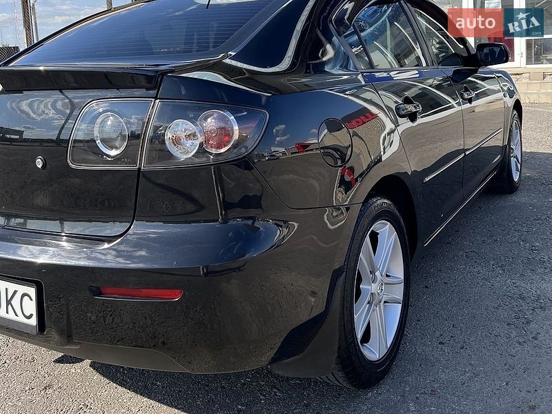 Седан Mazda 3 2008 в Харкові