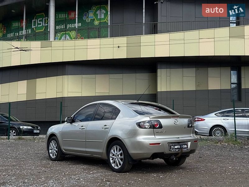 Седан Mazda 3 2008 в Киеве
