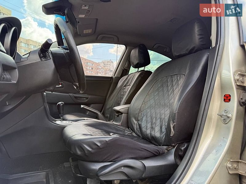 Седан Mazda 3 2008 в Киеве