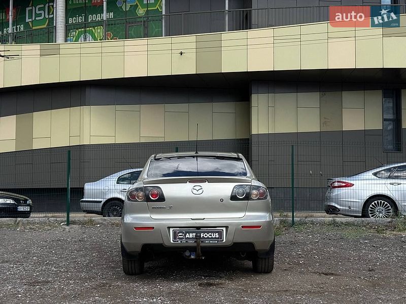 Седан Mazda 3 2008 в Киеве