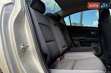 Седан Mazda 3 2008 в Киеве