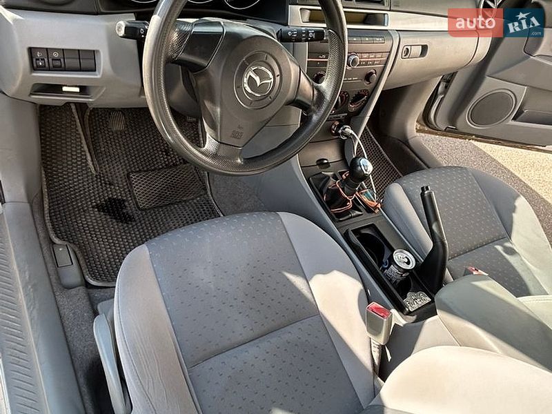 Хетчбек Mazda 3 2004 в Києві